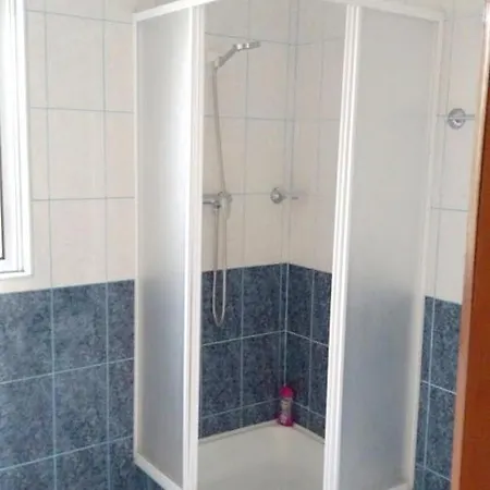 House With 2 Bedrooms In With Furnished Terrace 25 Km From The Beach Anadia